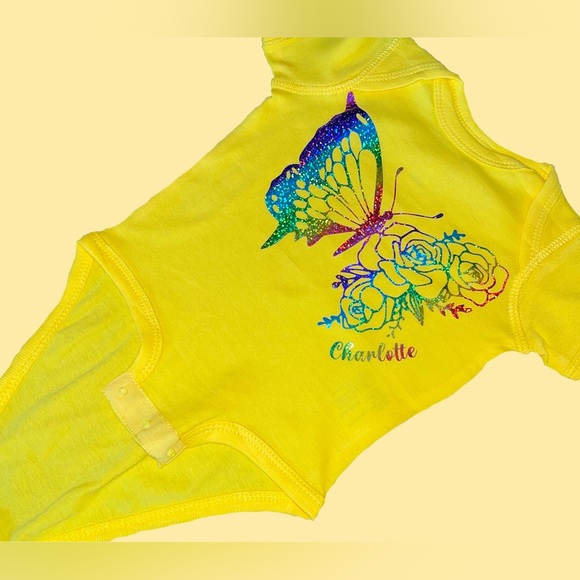 Custom personalized onesie, baby toddler clothes, butterfly roses or sunflower - Picture 1 of 3